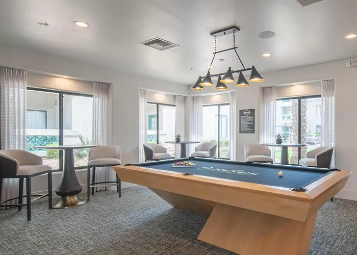 Apartment Golfside Retreat Remodeled Side-By-Side Suites *
